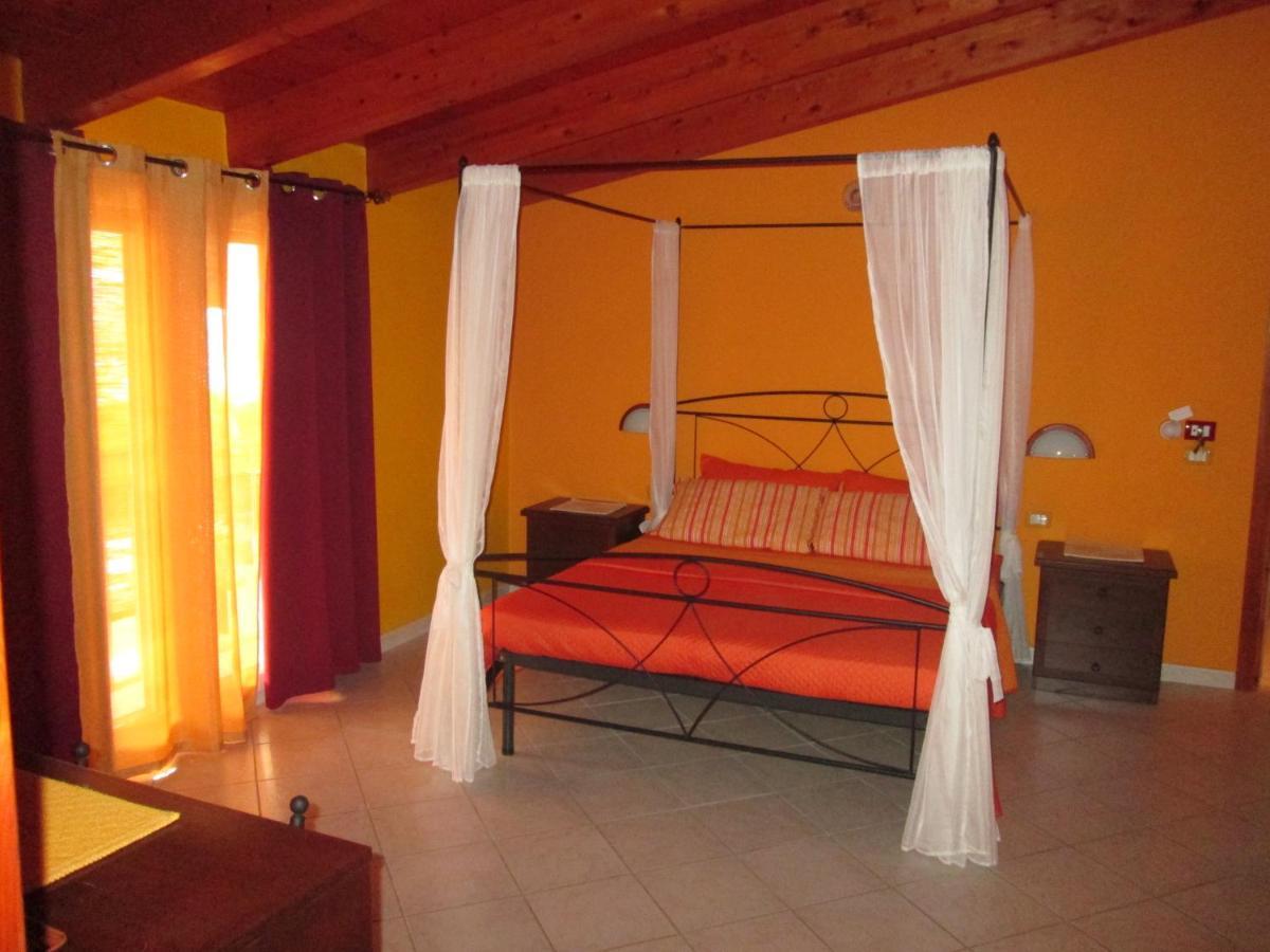 B&B Le Terrazze Isola Di S. Antioco SantʼAntìoco Εξωτερικό φωτογραφία