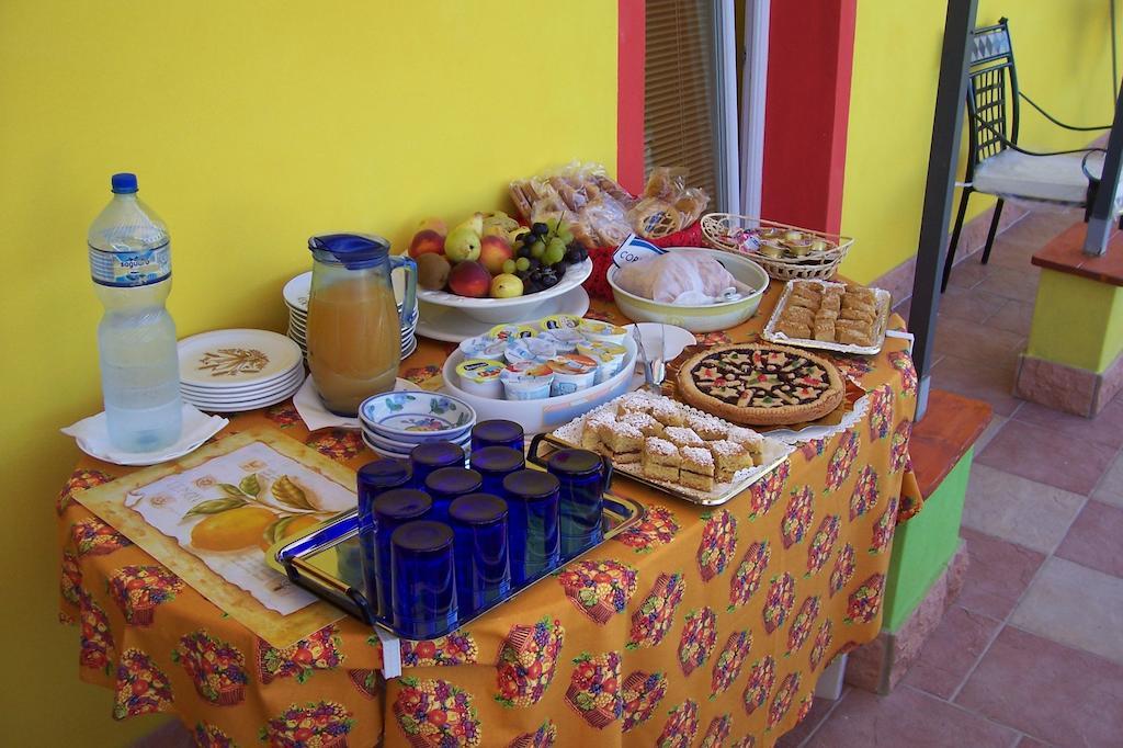 B&B Le Terrazze Isola Di S. Antioco SantʼAntìoco Εξωτερικό φωτογραφία